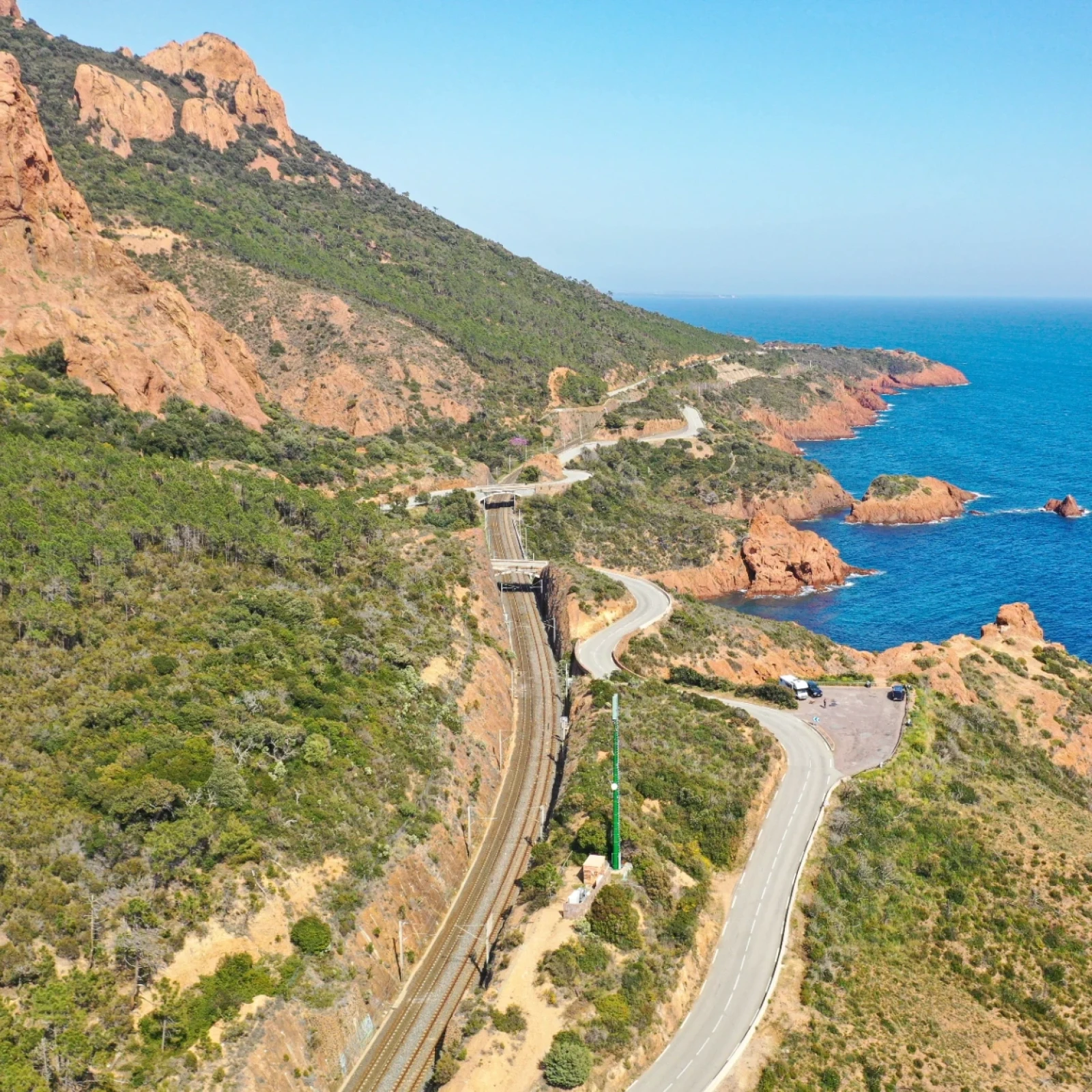 Visiter Saint-Raphaël sans voiture : itinéraire et activités ...
