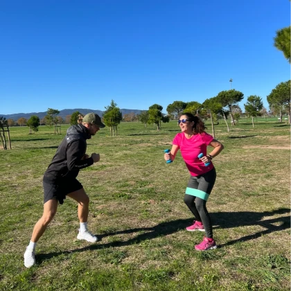 Circuit training en groupe avec coach sportif Fréjus