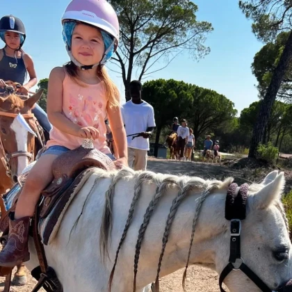 Fréjus équitation balade à cheval dans le massif de l'Estérel