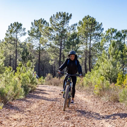 VTT électrique massif de l'Estérel Saint-Raphaël Fréjus