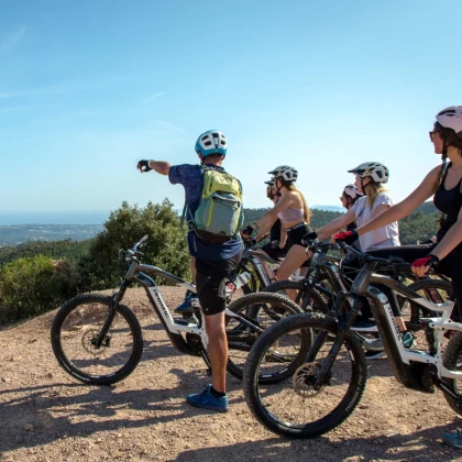 Balade VTT en automne dans l'Estérel