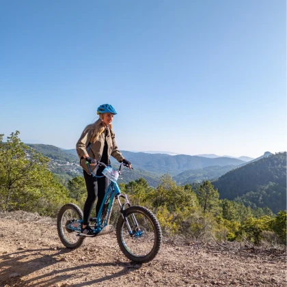 Loisirs électrique dans le massif de l'Estérel