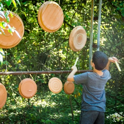 Parc Aoubré dans le Var avec animaux et parcours sensoriel pour enfants