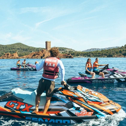 Randonnée en jet ski à Fréjus et Saint-Raphaël le long de l’Estérel