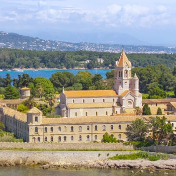 Visiter les îles de lérins activités pour découvrir les iles