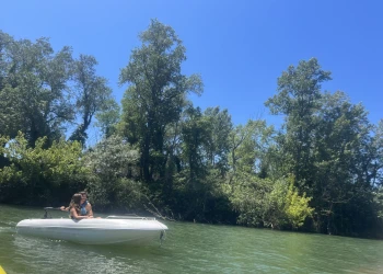 Location bateau sans permis en rivière - Expérience Côte d'Azur