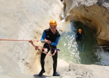 Canyoning sportif - Expérience Côte d'Azur