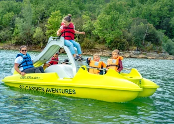Pédalo en lac - Expérience Côte d'Azur