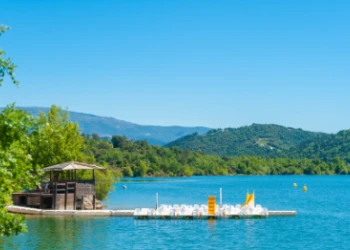 Randonnée lac Saint Cassien - Expérience Côte d'Azur