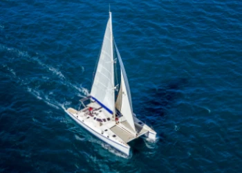 Catamaran à Cannes - Expérience Côte d'Azur