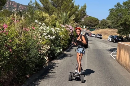 Balade en Sternboard à Agay : initiation au skateboard électrique tout-terrain - Expérience Côte d'Azur