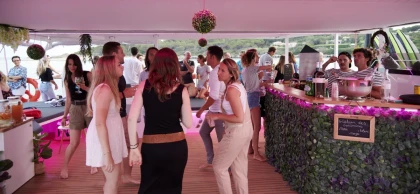 Direction Saint Tropez: Before Boat Party