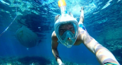 Saint Raphaël : Balade en bateau au cœur des calanques de l'Estérel - Expérience Côte d'Azur