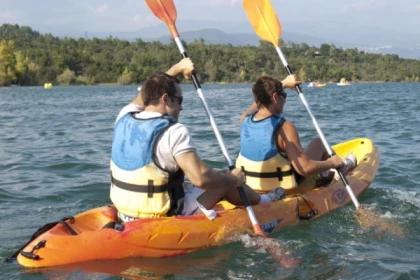Canoë-kayak - Lac de St-Cassien - Expérience Côte d'Azur