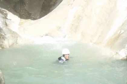 Canyon sportif de Riolan – Journée canyoning aventure dans la vallée de l’Estéron (Alpes-Maritimes) - Expérience Côte d'Azur