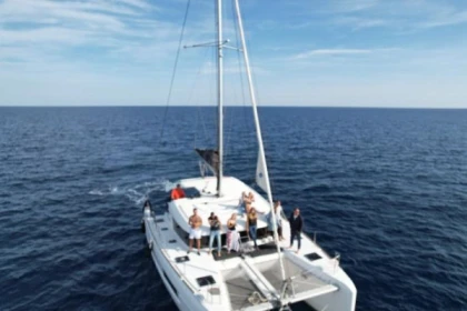 COUCHER DE SOLEIL CATAMARAN PRIVATISE 12 Pers - Expérience Côte d'Azur