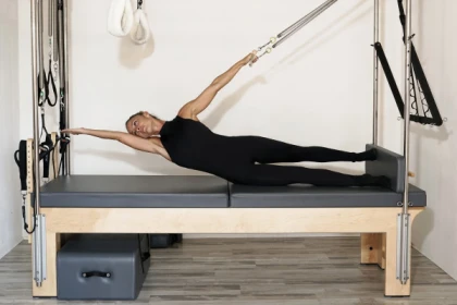 Cours de pilates sur machine - Agay - Expérience Côte d'Azur