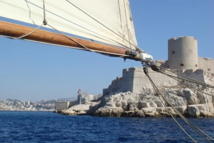 Croisière à la voile Château d'if, Calanques du Frioul & Baignade - Expérience Côte d'Azur