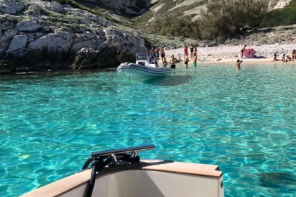 Croisière baignade dans les Calanques en demi-journée - Eco 1 - Expérience Côte d'Azur
