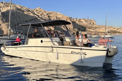 Croisière dans les calanques du Frioul - Musée du Mucem - Expérience Côte d'Azur