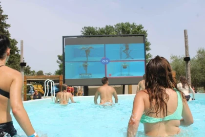 Cross fit training en piscine plein air - Expérience Côte d'Azur