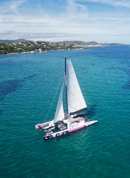 Excursion catamaran Saint-Tropez – Demi-journée au départ de Cogolin - Expérience Côte d'Azur