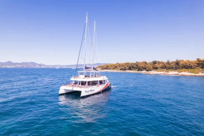Départ Marina Baie des Anges | La Journée Signature | Iles de Lérins & Cap d'Antibes - Expérience Côte d'Azur