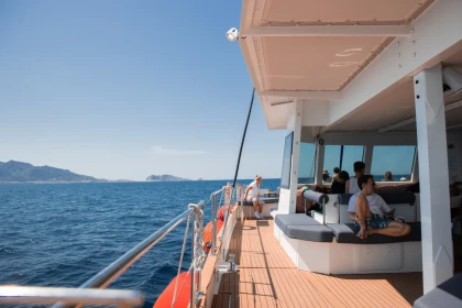 Croisière Catamaran au Frioul depuis Marseille – Après-midi Farniente - Expérience Côte d'Azur