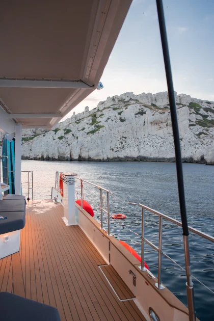 Départ Marseille | La Sunset Guinguette | Archipel du Frioul - Expérience Côte d'Azur