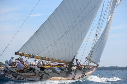 Départ Saint-Raphaël | La Journée avec Repas | Les Voiles de Saint-Tropez - Expérience Côte d'Azur