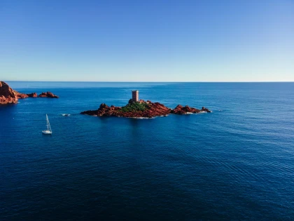Maxi catamaran : Matinée de détente en mer – Île d’Or - Expérience Côte d'Azur