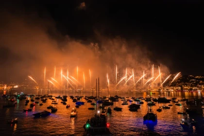 Départ St Raphaël | La Soirée Dîner | Festival Pyrotechnique Cannes - Expérience Côte d'Azur