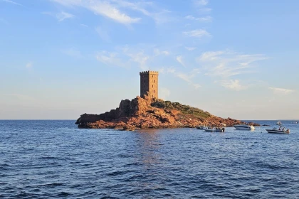 Départ St Raphaël | Le Coucher de Soleil | Ile d'Or & Cap Dramont  - Expérience Côte d'Azur