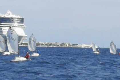 DINGHY FUN CAMP VACANCES TOUSSAINT - Expérience Côte d'Azur
