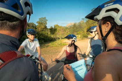 St-Raphaël : Sports in English - stage ados 3 jours - Expérience Côte d'Azur