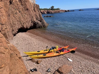 Esterel, Kayak mer demi-journée accompagné par un guide - Expérience Côte d'Azur
