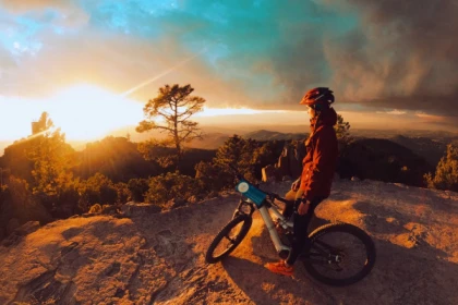Excursion accompagnée en VTT électrique - Massif de l'Estérel - Expérience Côte d'Azur