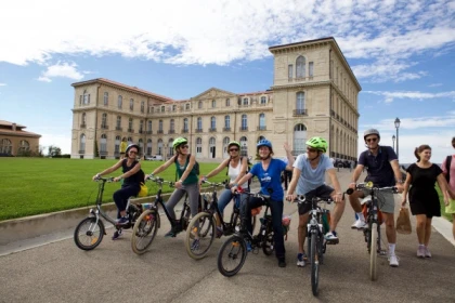 Excursion croisiériste Calanques Ebike - Expérience Côte d'Azur