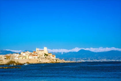 Excursion en mer semi rigide : Cannes & Antibes 3h30 - Expérience Côte d'Azur