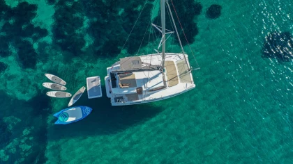 EXCURSION privée en Catamaran - JOURNÉE (8h) - NOMAD4 - Expérience Côte d'Azur