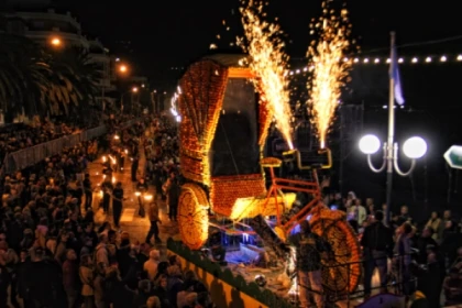 Fêtes du Citron à Menton 2026 - CORSO AUX LUMIERES - excursion en autocar - Expérience Côte d'Azur