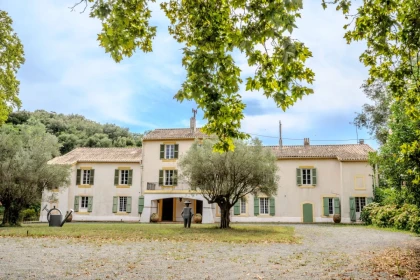 Journée famille évasion et détente au domaine du Castellas - Expérience Côte d'Azur
