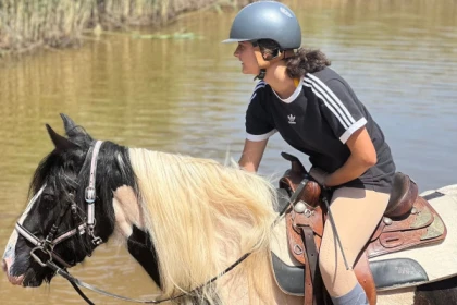 l'échappée belle - 2h30 de balade à cheval dans le massif de l'Esterel - Expérience Côte d'Azur
