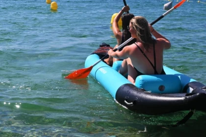 Location de kayak gonflable - Expérience Côte d'Azur