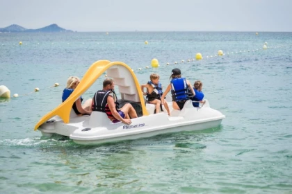 Location de pédalo en mer - Expérience Côte d'Azur