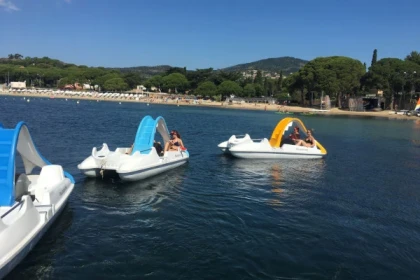 Location Pédalo en mer aux Issambres - Promo - Expérience Côte d'Azur