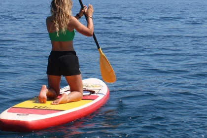 Location de stand up paddle sur lac - Expérience Côte d'Azur
