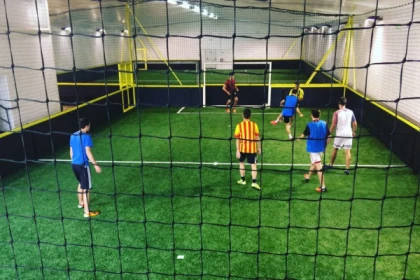 Location de terrain city foot - Saint-Raphaël - Expérience Côte d'Azur