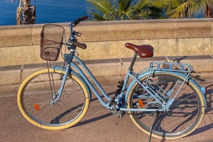 Location vélo de ville Nice - Expérience Côte d'Azur