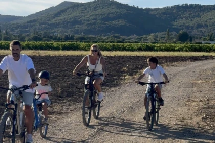 Location Vélo (VTTAE) + dégustation de vin - Expérience Côte d'Azur